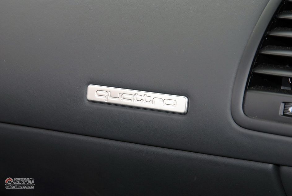 2011款奥迪R8 Spyder