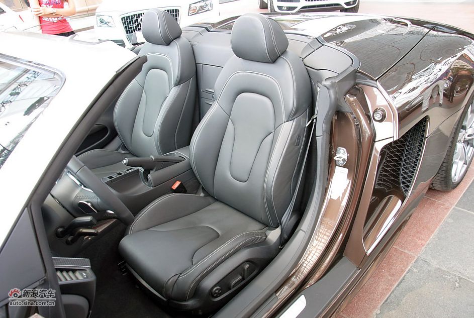 2011款奥迪R8 Spyder