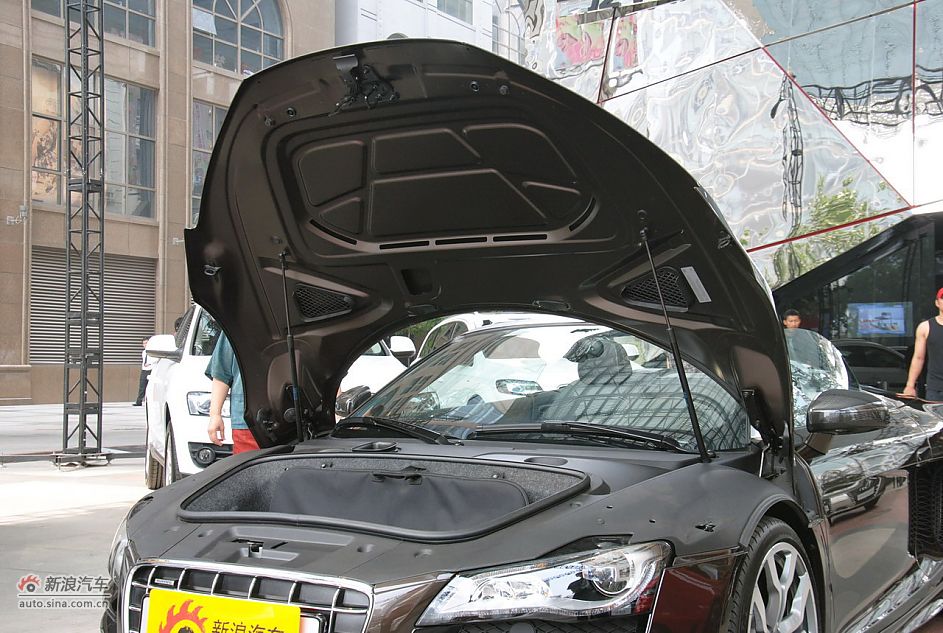 2011款奥迪R8 Spyder