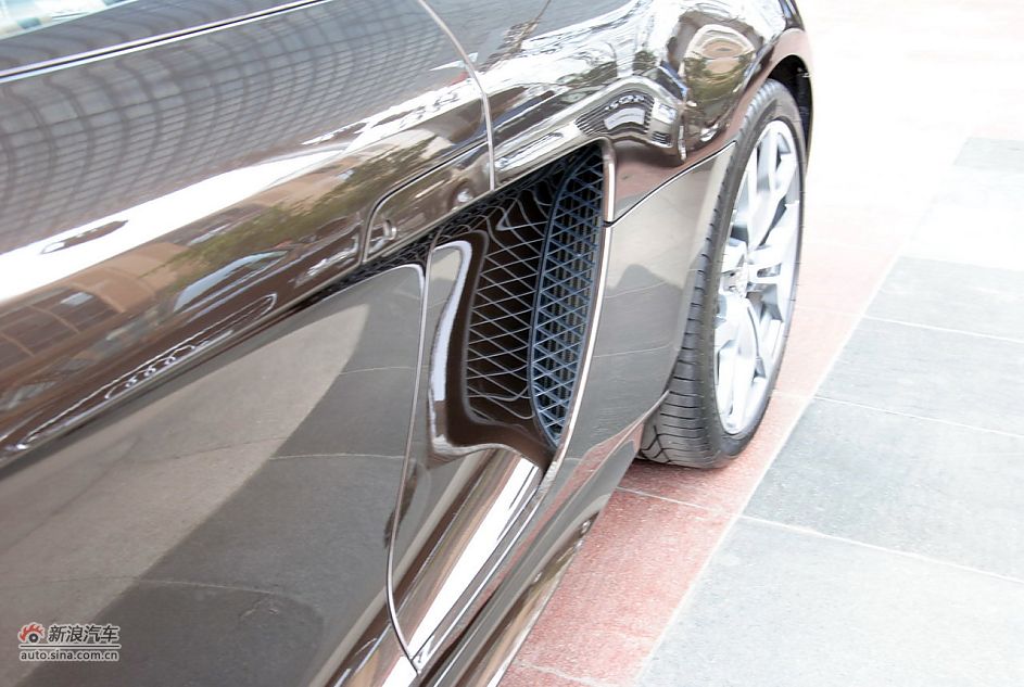 2011款奥迪R8 Spyder