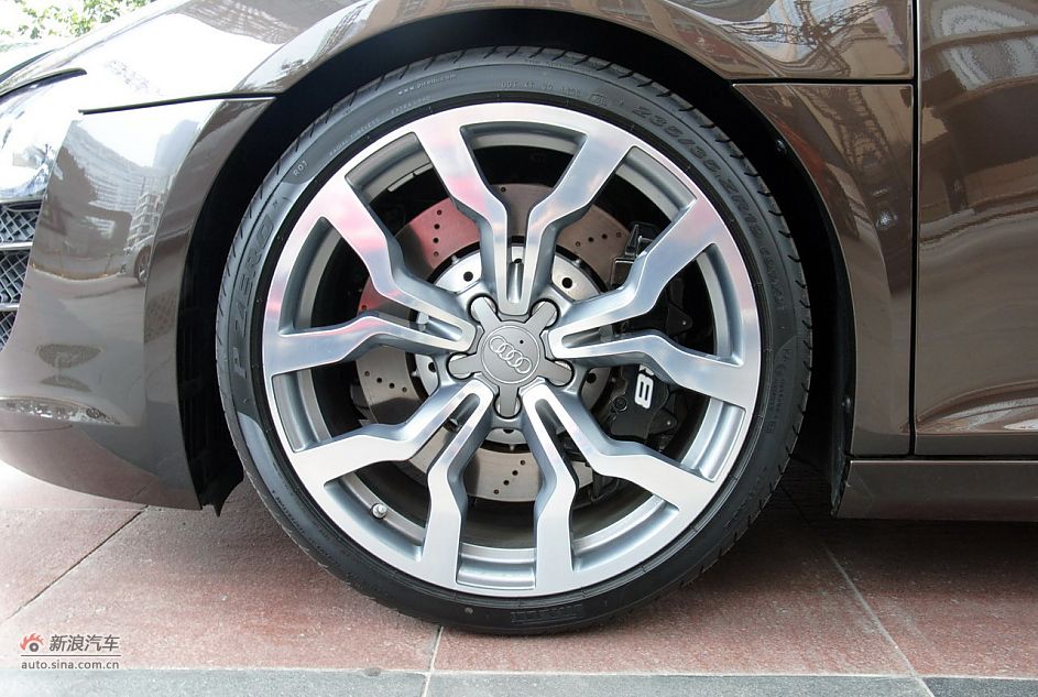 2011款奥迪R8 Spyder