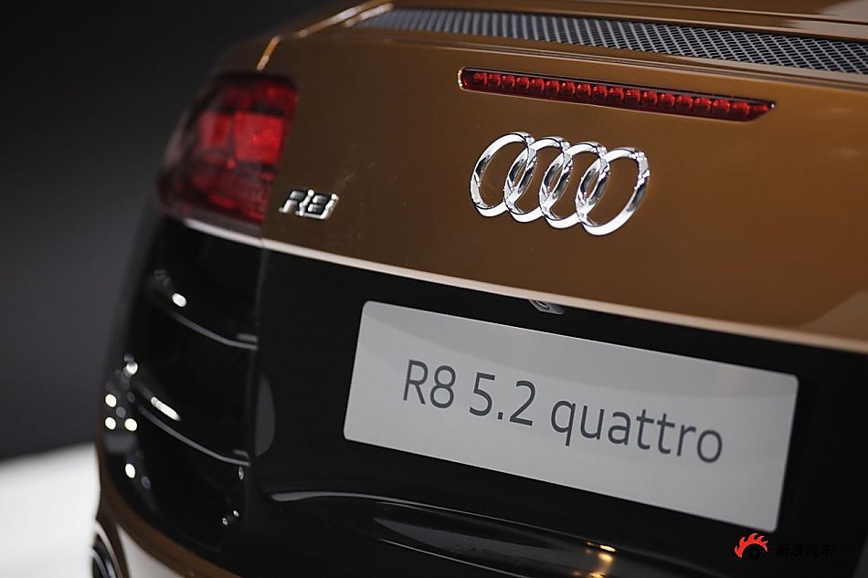 奥迪R8 Spyder 5.2 quattro