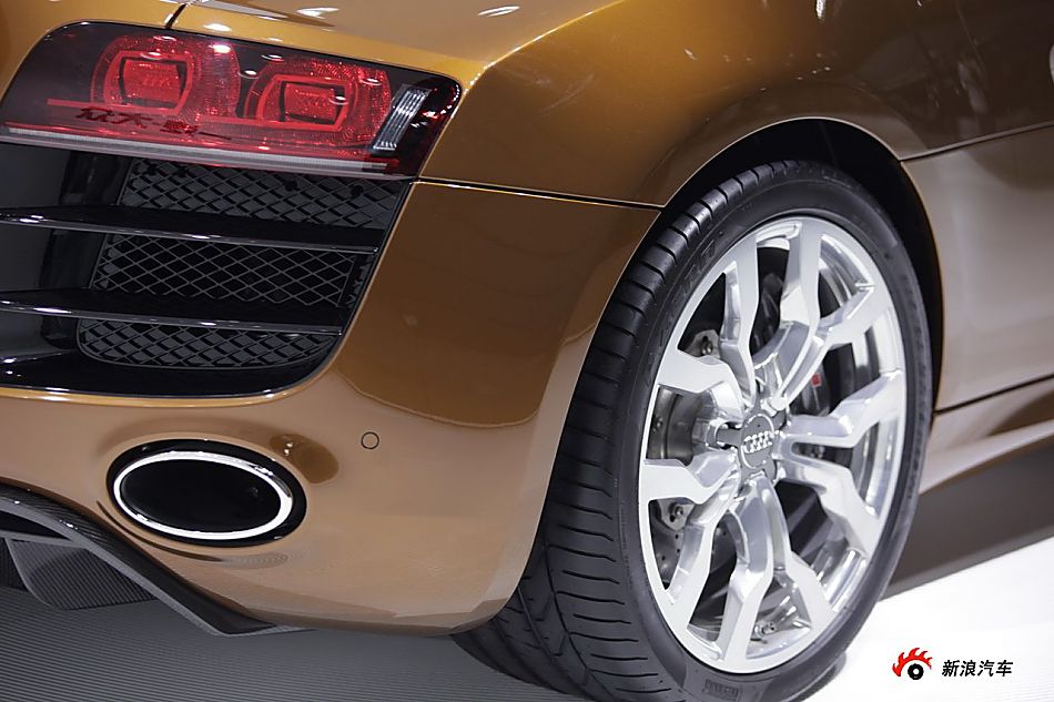 奥迪R8 Spyder 5.2 quattro