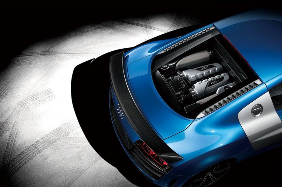 2013款 5.2FSI AMT quattro中国专享型 内饰