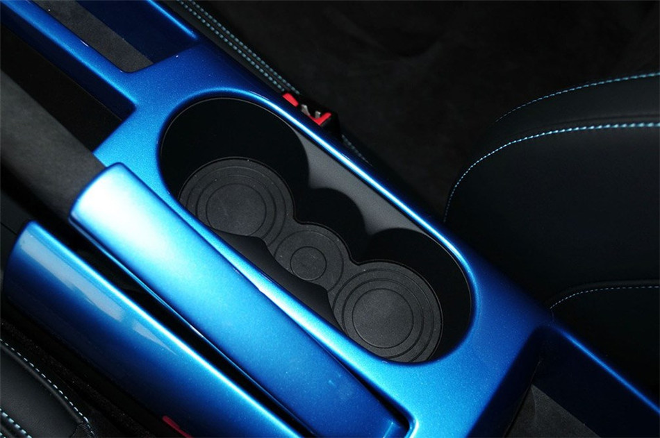 2013款 5.2FSI AMT quattro中国专享型 内饰