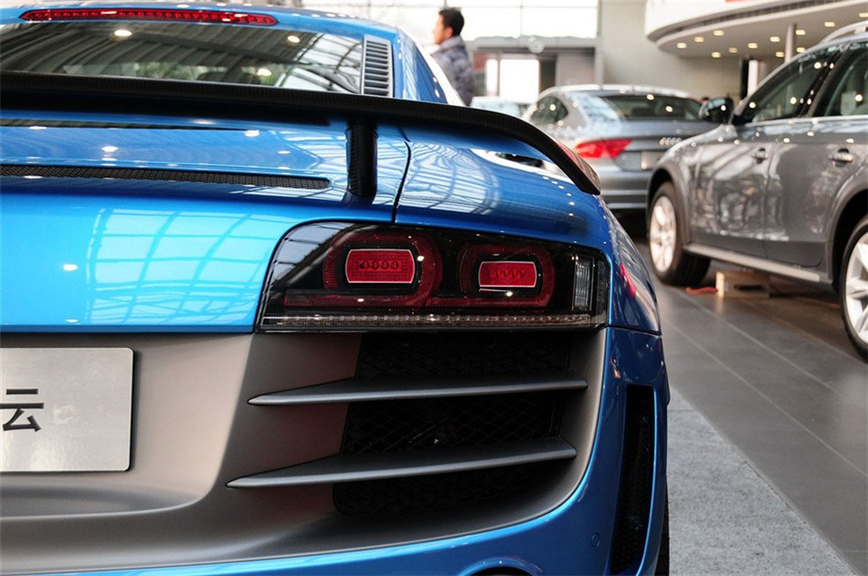 2013款 5.2FSI AMT quattro中国专享型 其他