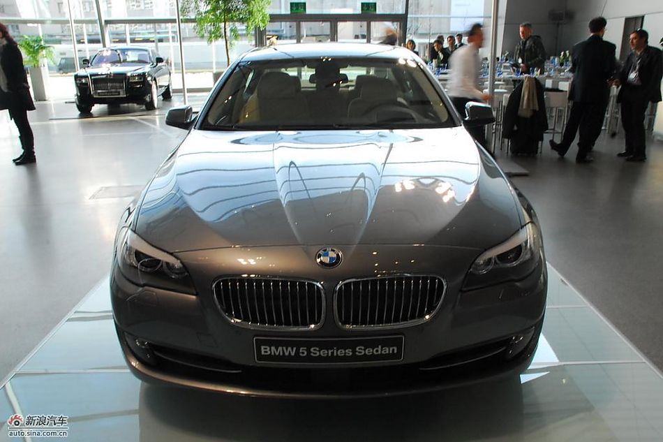BMW宝马530d实拍图