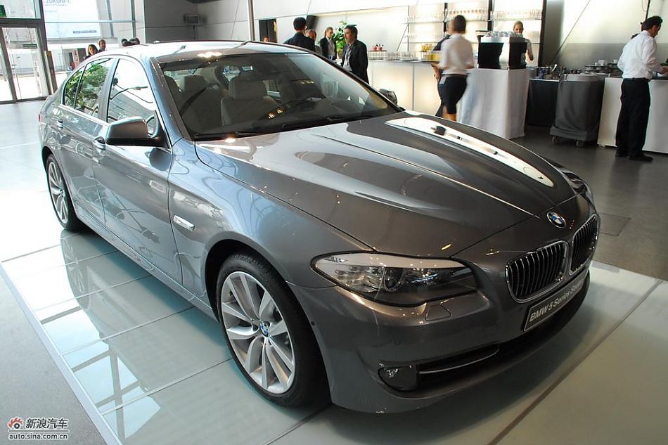 BMW宝马530d实拍图