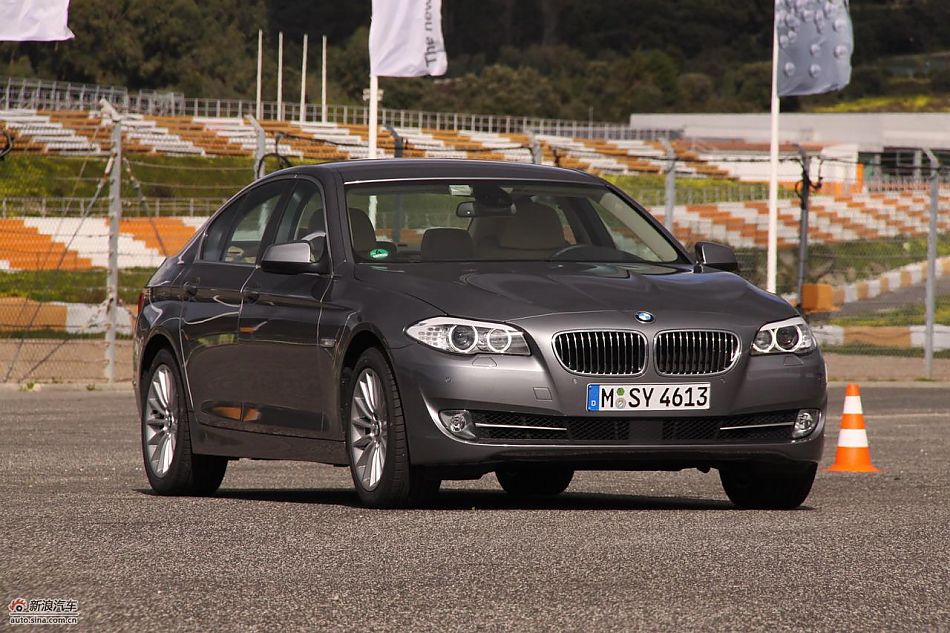 试驾全新宝马5系