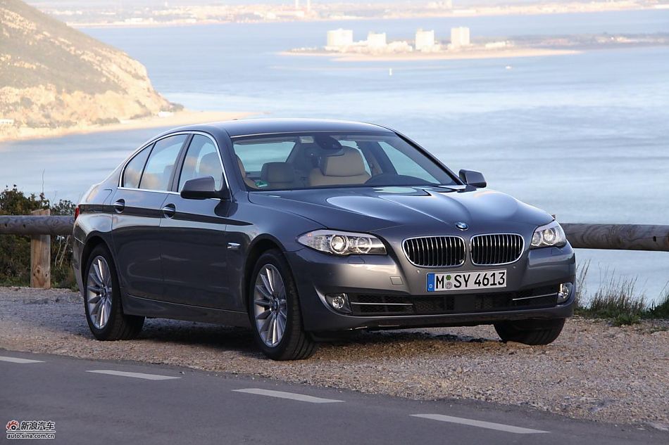 试驾全新宝马5系