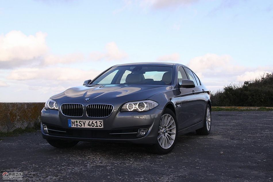 试驾全新宝马5系