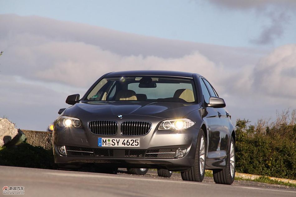 试驾全新宝马5系