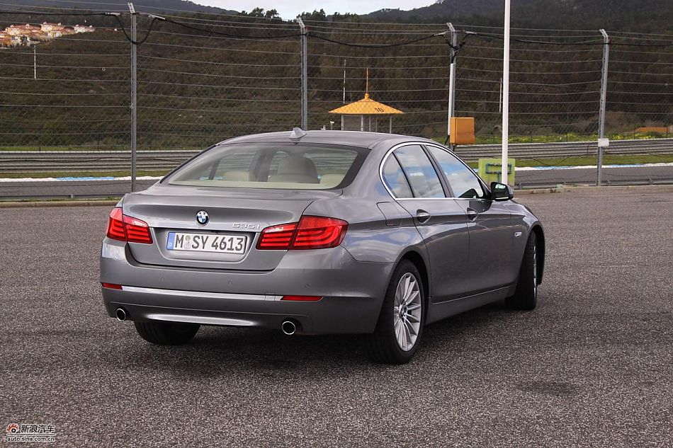 试驾全新宝马5系