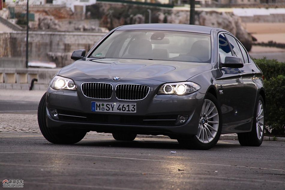 试驾全新宝马5系