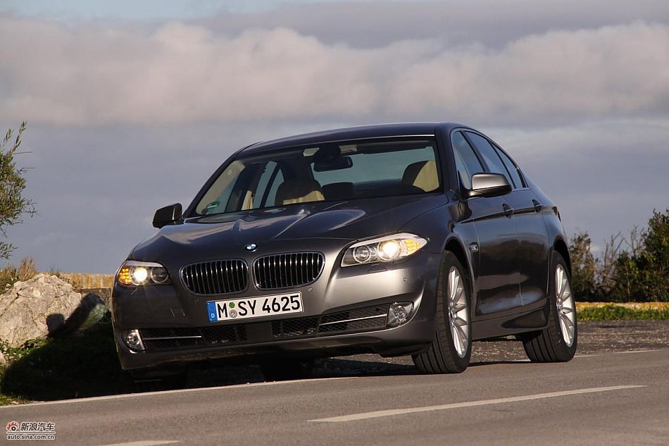 试驾全新宝马5系