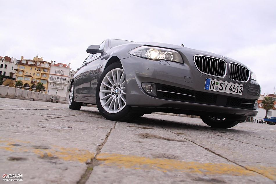 试驾全新宝马5系