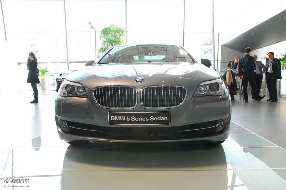 BMW宝马530d实拍图