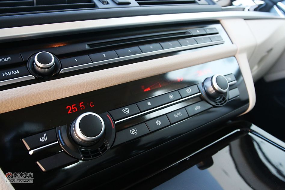 2012款宝马5系旅行版