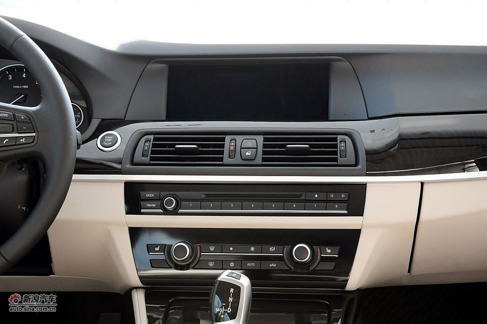 2012款宝马5系旅行轿车实拍