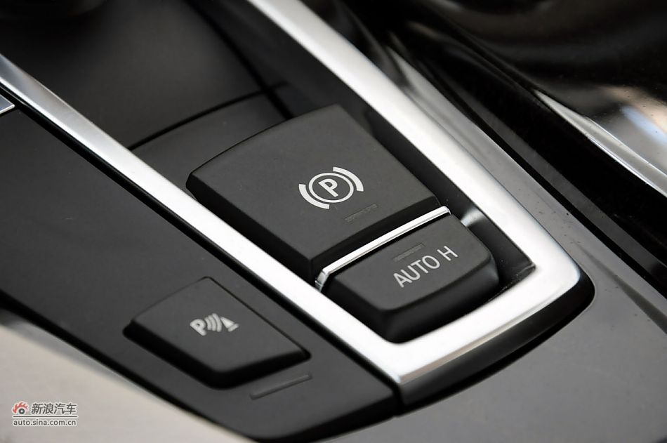 2012款宝马5系旅行轿车实拍