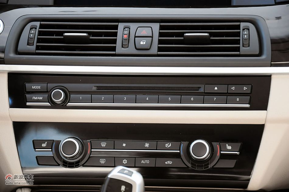 2012款宝马5系旅行轿车实拍