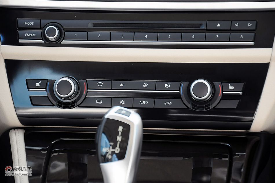 2012款宝马5系旅行轿车实拍