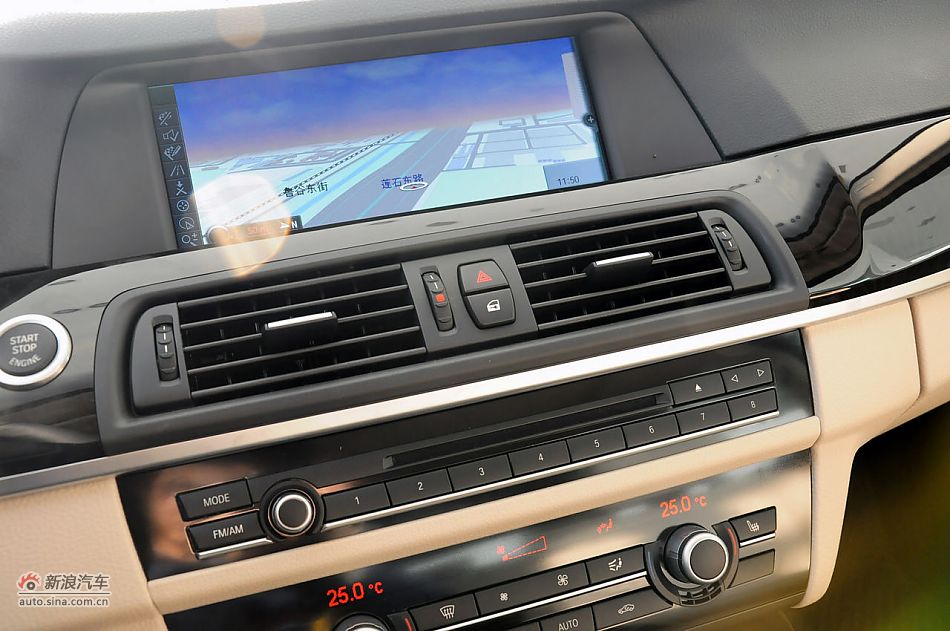 2012款宝马5系旅行轿车实拍