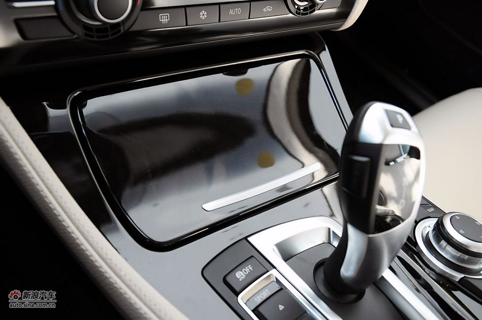 2012款宝马5系旅行轿车实拍