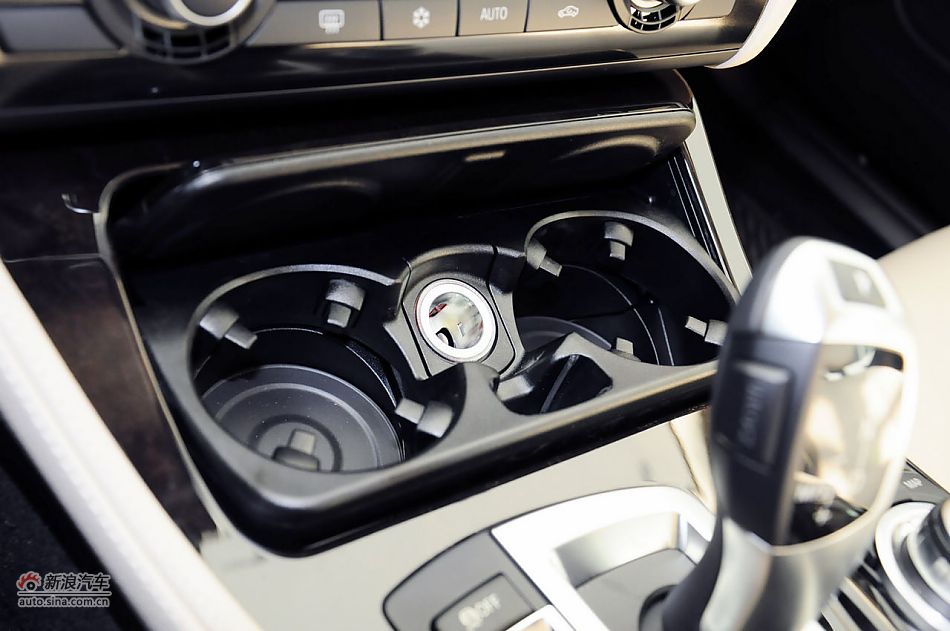 2012款宝马5系旅行轿车实拍