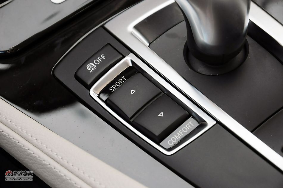 2012款宝马5系旅行轿车实拍