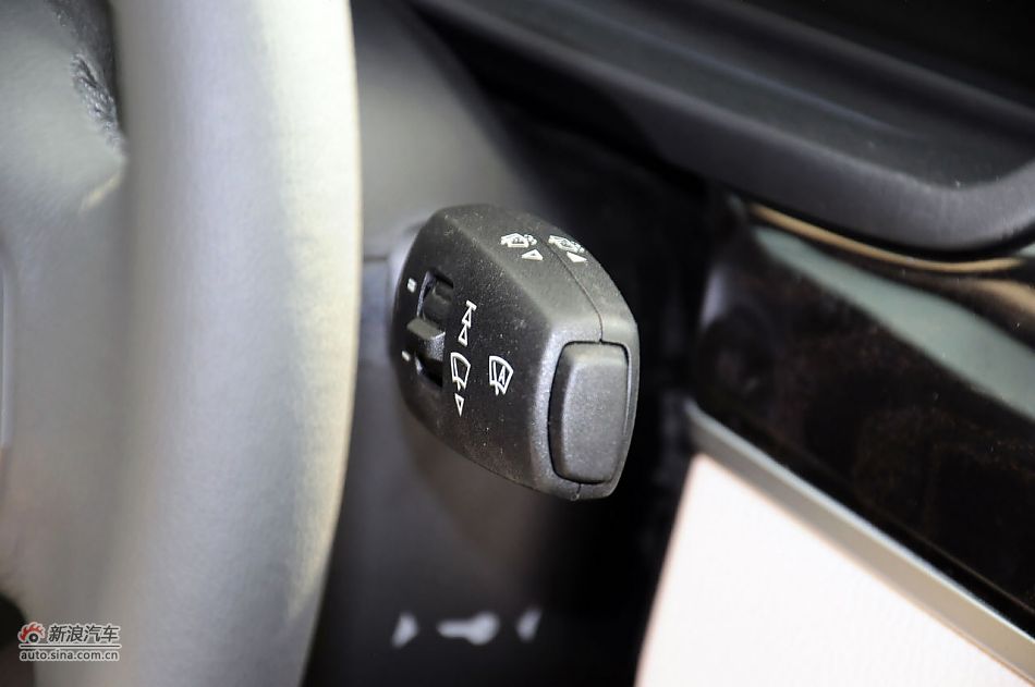 2012款宝马5系旅行轿车实拍