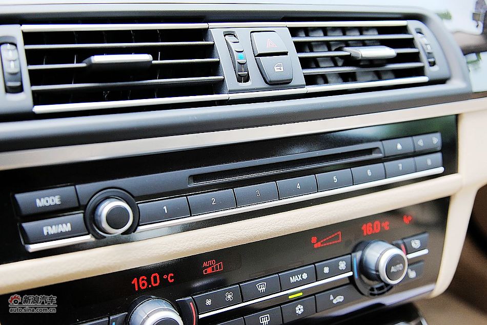 进口宝马535i领先运动型内饰图片