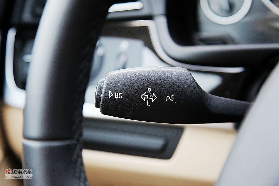 进口宝马535i领先运动型内饰图片