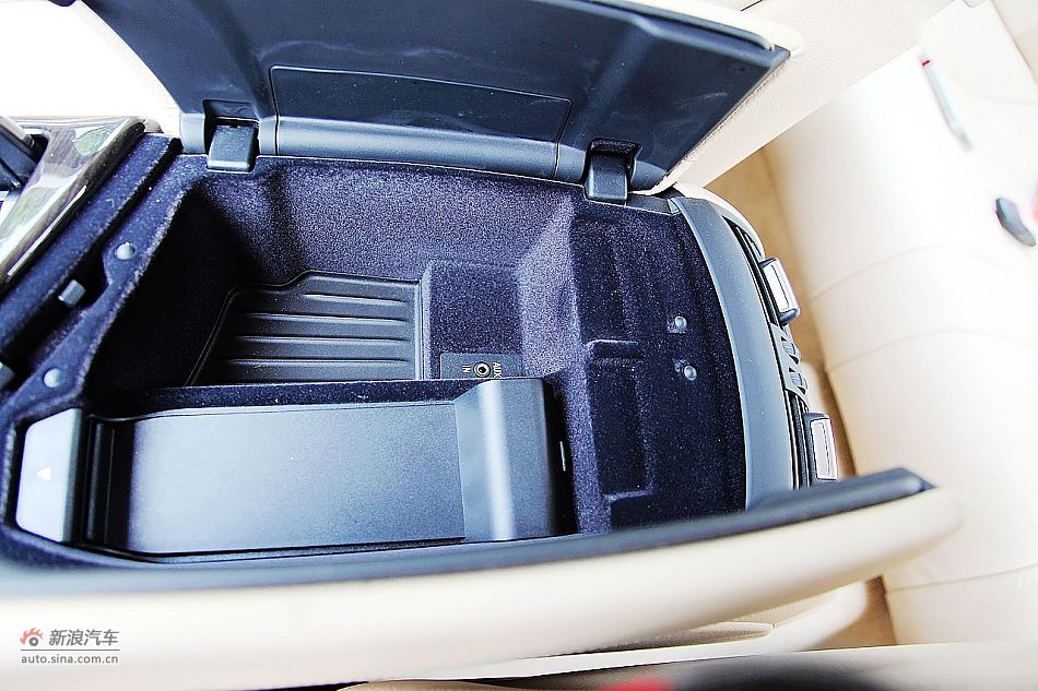 进口宝马535i领先运动型内饰图片