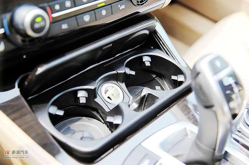 进口宝马535i领先运动型内饰图片