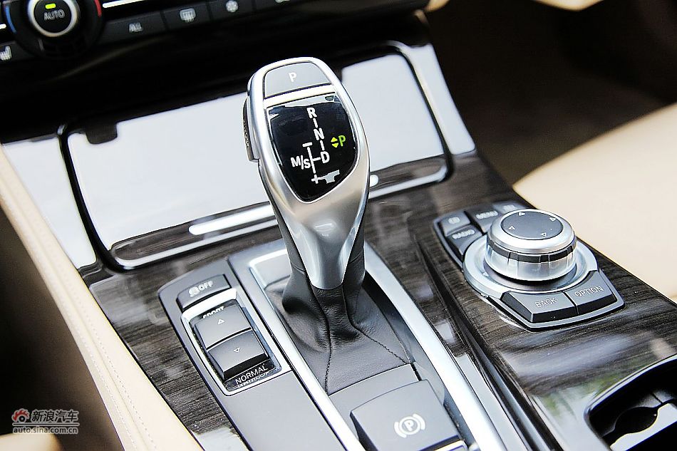 进口宝马535i领先运动型内饰图片