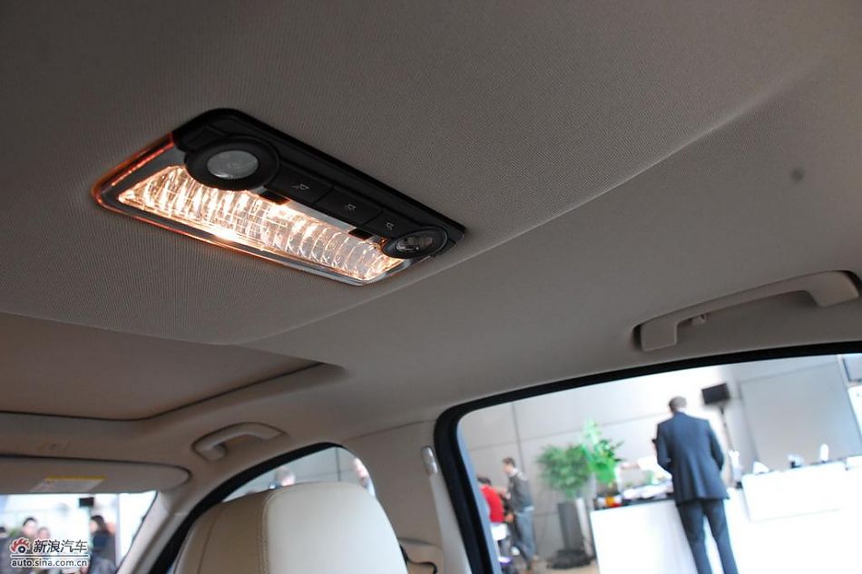 BMW宝马530d实拍图