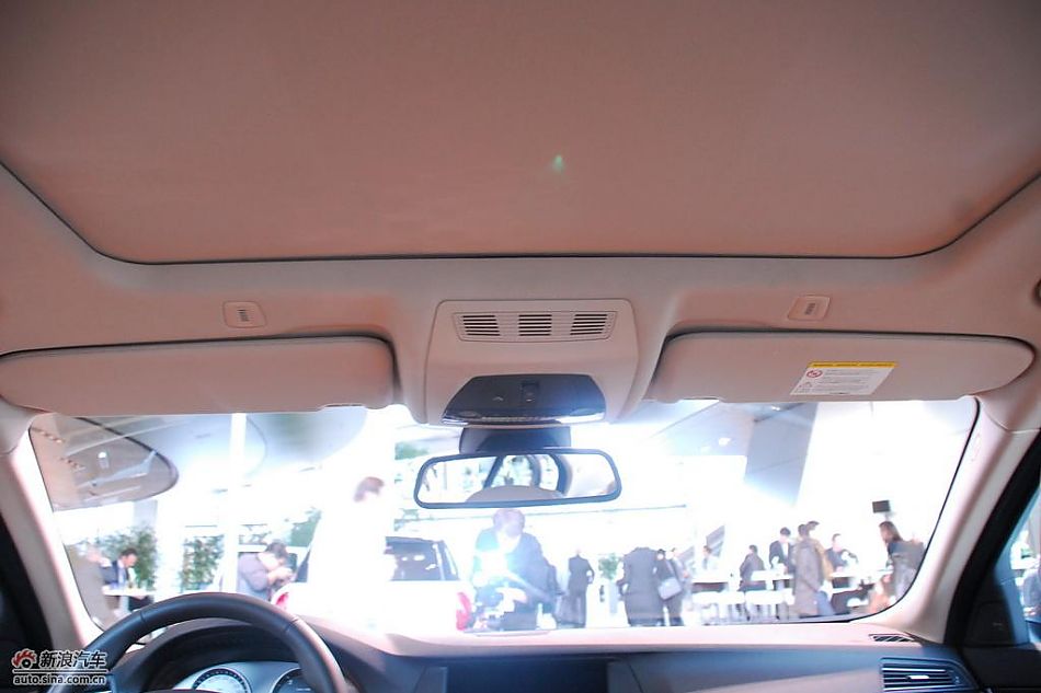 BMW宝马530d实拍图