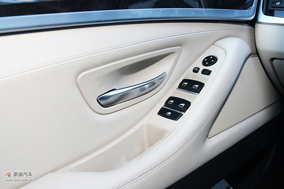 2012款宝马5系旅行版