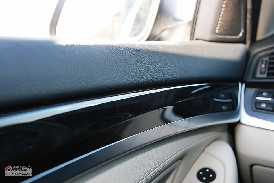 2012款宝马5系旅行版