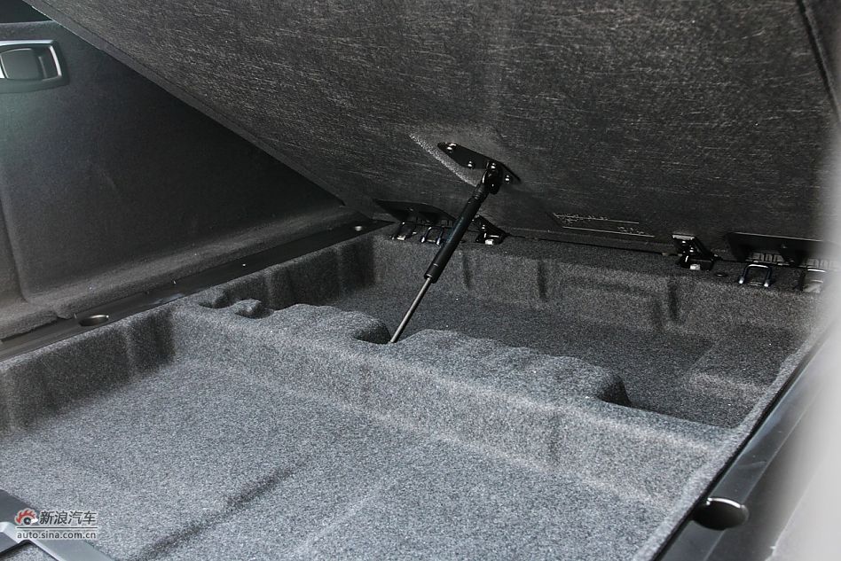 2012款宝马5系旅行版