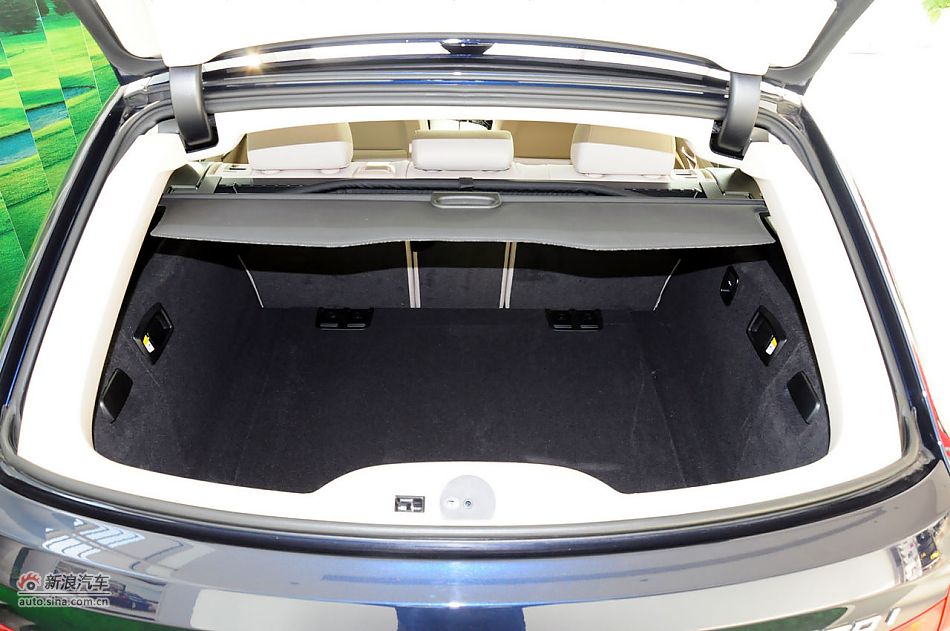 2012款宝马5系旅行轿车实拍