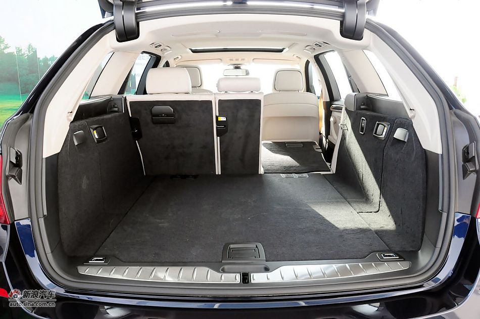 2012款宝马5系旅行轿车实拍