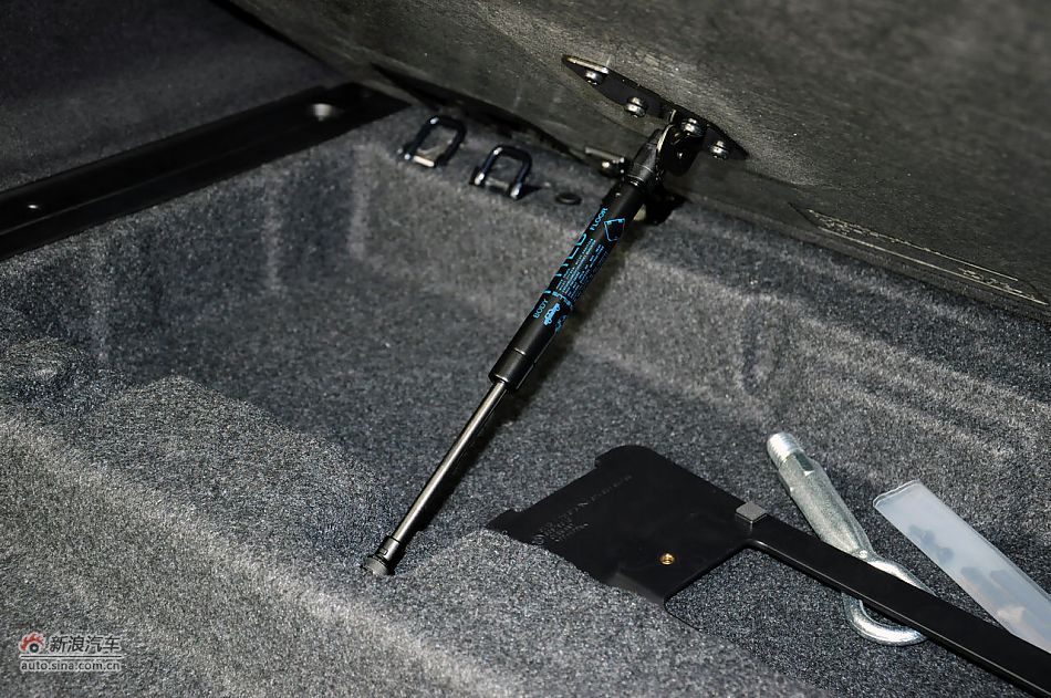 2012款宝马5系旅行轿车实拍