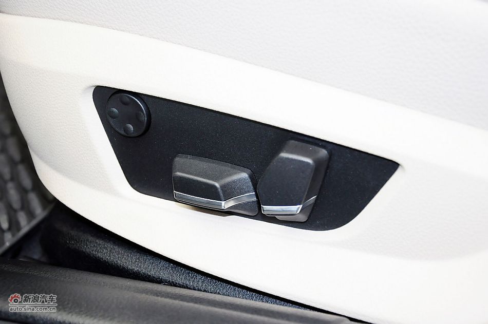 2012款宝马5系旅行轿车实拍