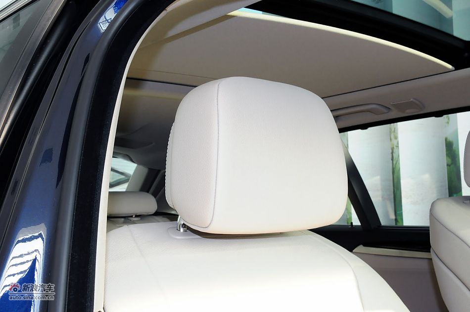 2012款宝马5系旅行轿车实拍