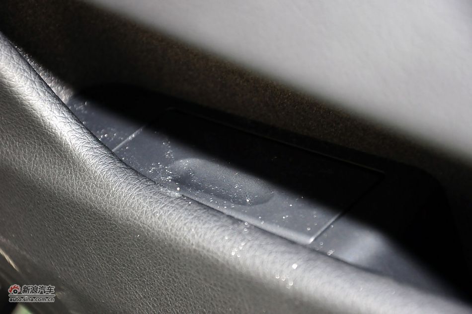 2012款宝马5系旅行轿车实拍