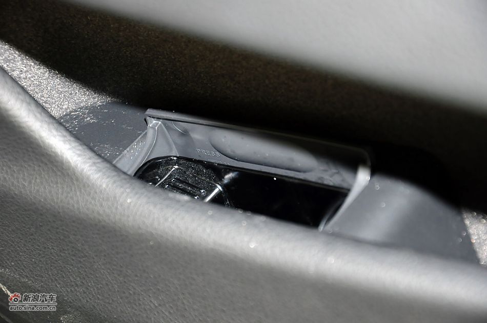 2012款宝马5系旅行轿车实拍