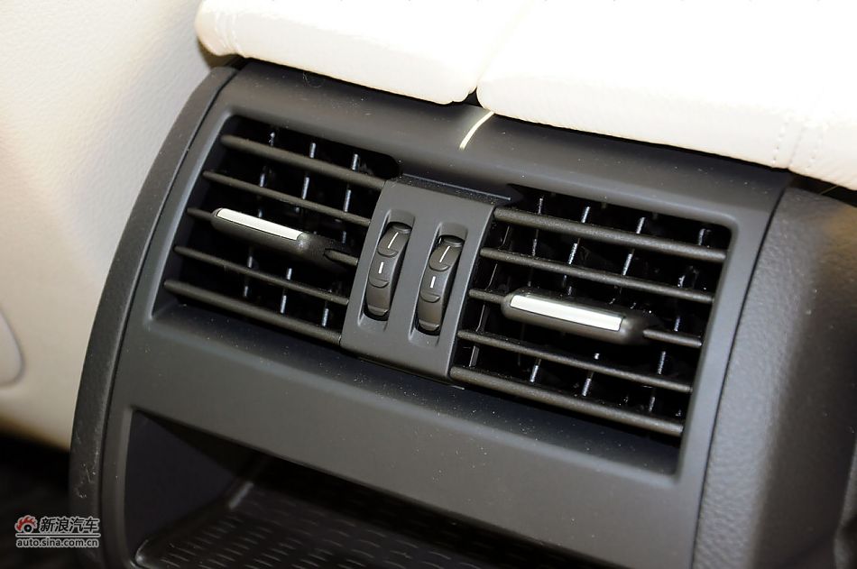 2012款宝马5系旅行轿车实拍