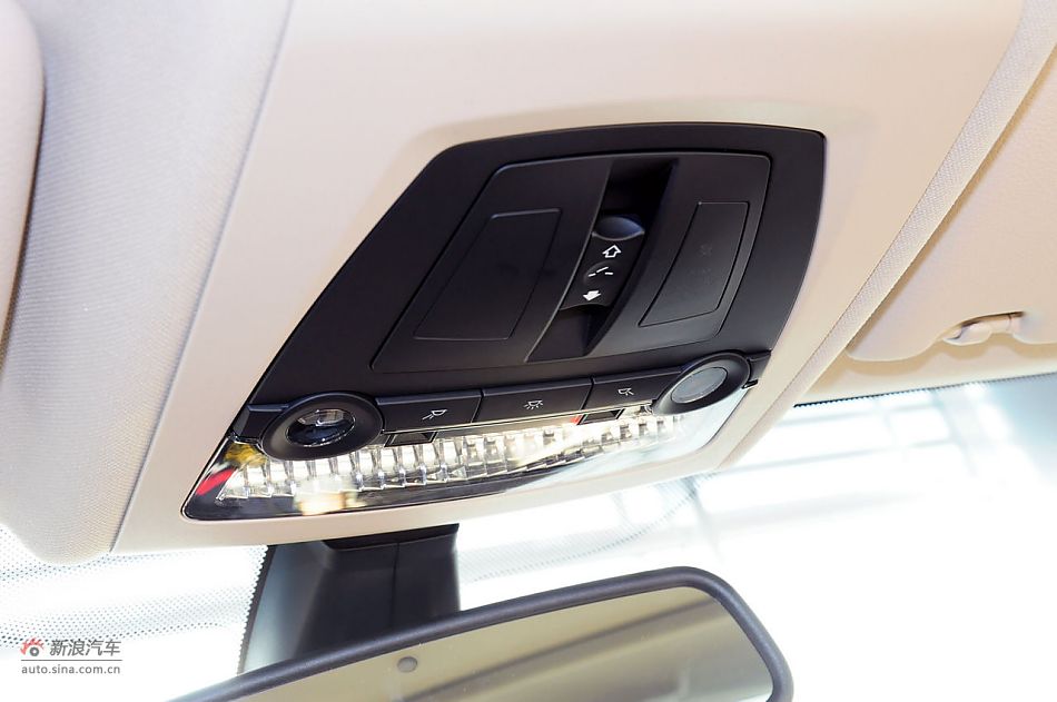 2012款宝马5系旅行轿车实拍